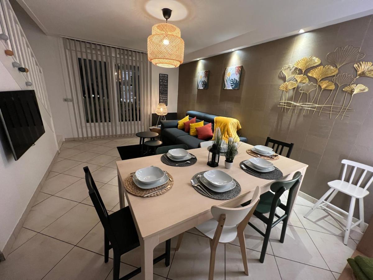 T3 Flat Moderne Sur 2 Etages Metro Parking Free Entrance Autonome Rouen Exterior foto