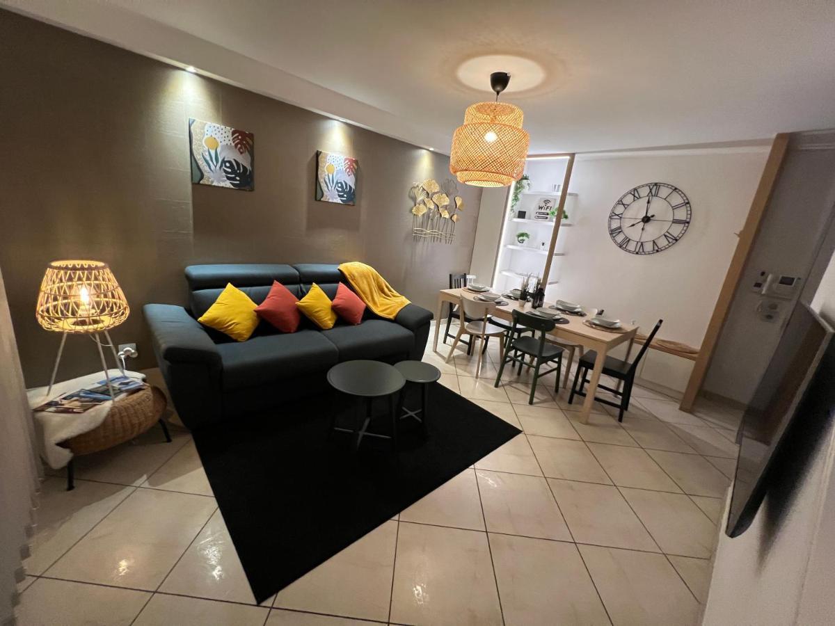 T3 Flat Moderne Sur 2 Etages Metro Parking Free Entrance Autonome Rouen Exterior foto