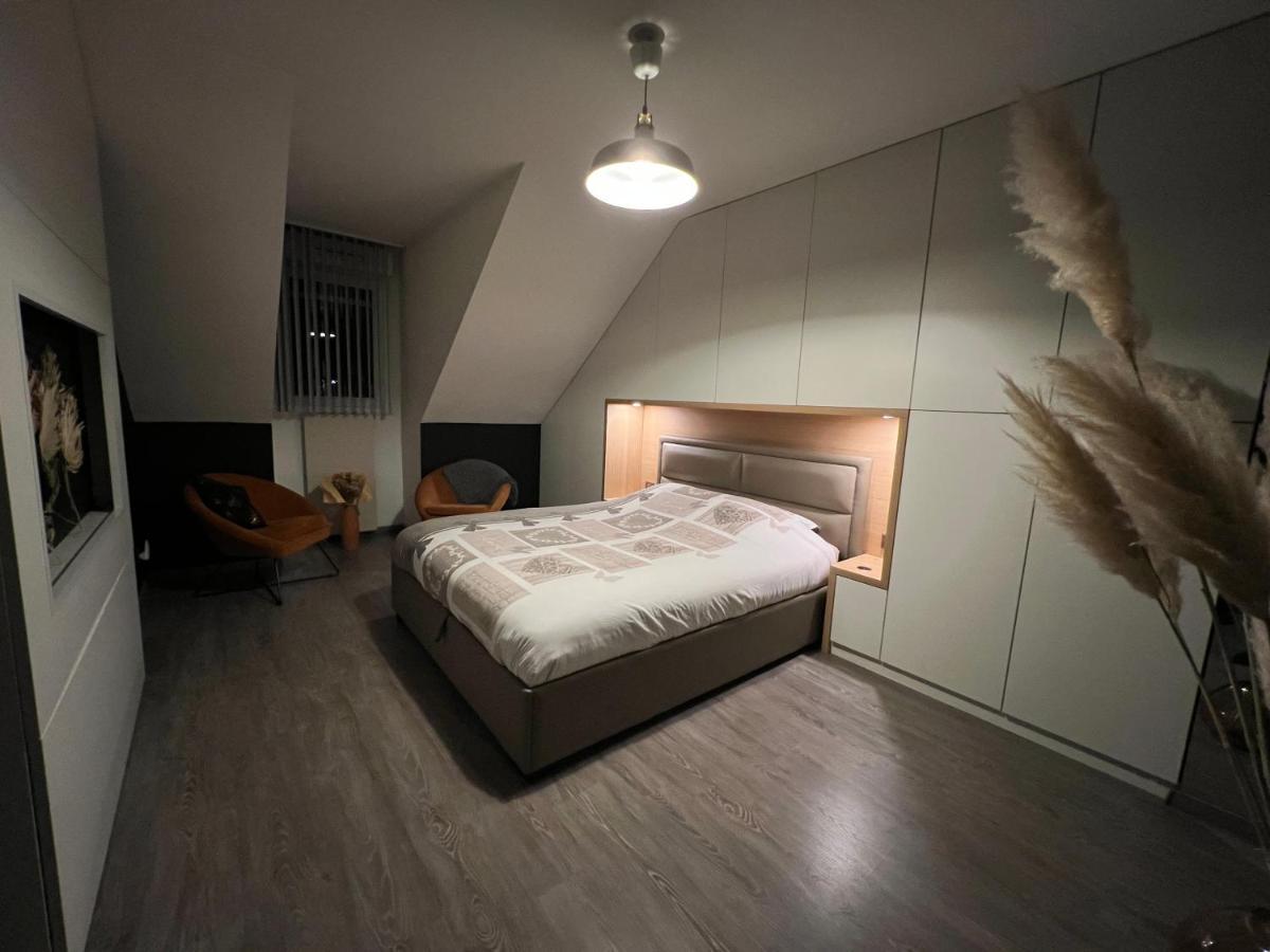 T3 Flat Moderne Sur 2 Etages Metro Parking Free Entrance Autonome Rouen Exterior foto