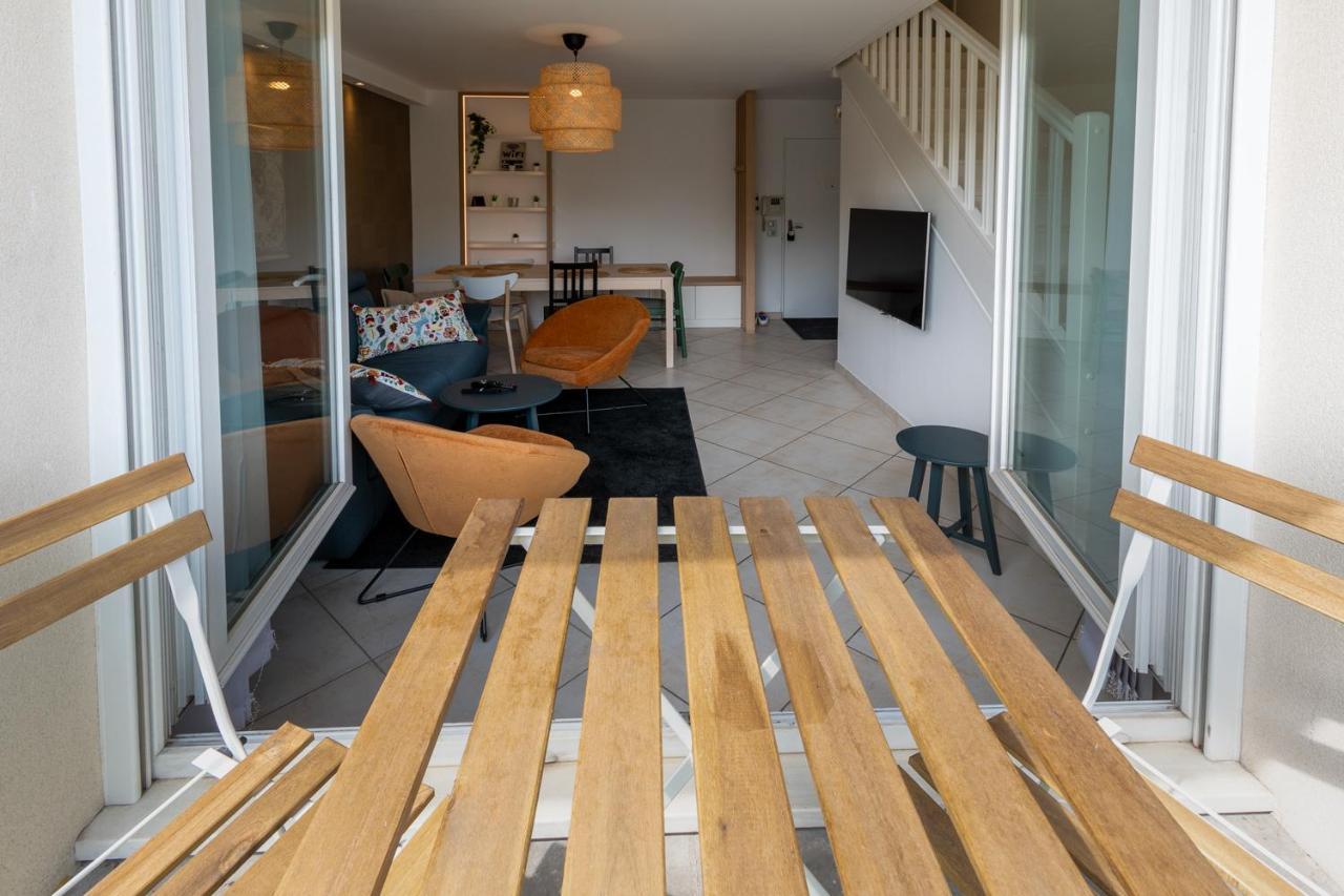 T3 Flat Moderne Sur 2 Etages Metro Parking Free Entrance Autonome Rouen Exterior foto
